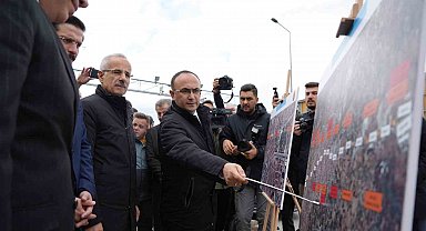 Bakan Uraloğlu, Bolu için dört yeni köprülü kavşak vaadinde bulundu