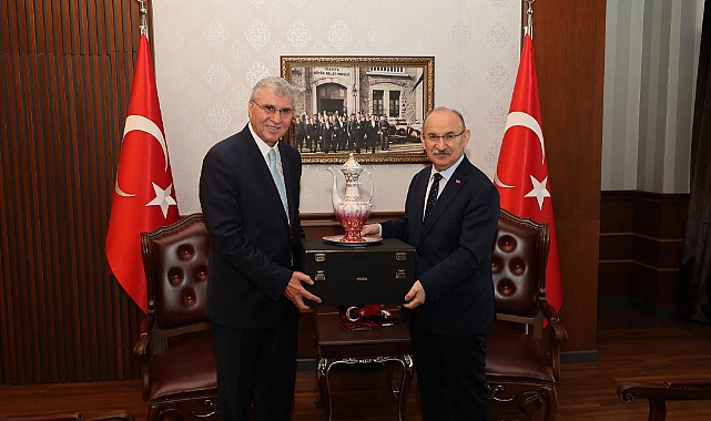 Baki kalan, kubbede hoş bir sadâ imiş