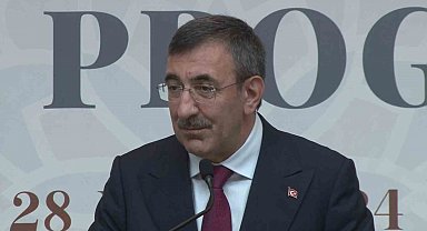 Cumhurbaşkanı Yardımcısı Yılmaz, "İstanbul'un başka bir 5 yıla daha dayanacak gücü kalmadı" dedi.