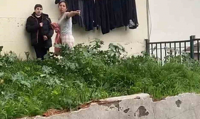 İstanbul'da bir parkta, bir çocuğa şişle saldırı tehdidi anı kameraya yansıdı: "Senin kafanı patlatırım."