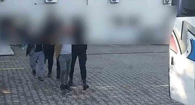 İstanbul'dan Sakarya'ya uyuşturucu sevkiyatı yaptıkları iddiasıyla 11 şüpheli yakalandı.