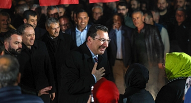 'Şehrimizi ve ilçelerimizi daha iyi noktalara hep birlikte taşıyacağız'