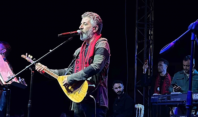 Ali Kınık, Beyköylüleri Muhteşem Bir Konser verdi