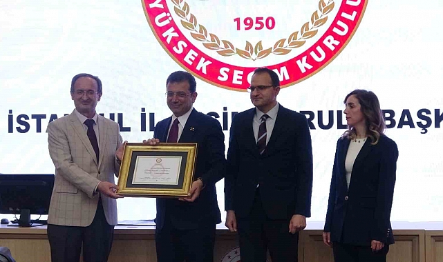 Başkanı Ekrem İmamoğlu mazbatasını aldı