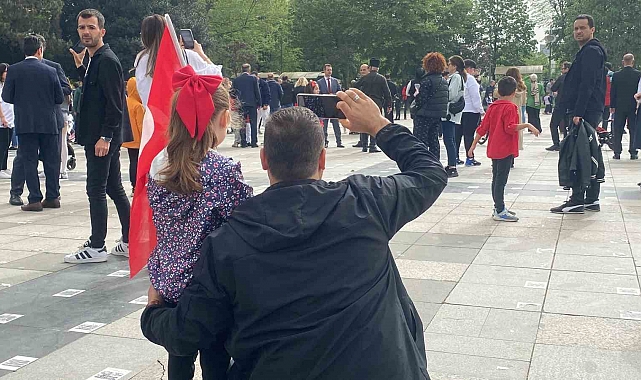 Gök Yüzünde Çelik kanatlar, nefesleri kesti
