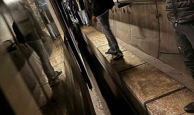 İstanbul'da Metro Arızası: Yolcular Tünelde Yürümek Zorunda Kaldı