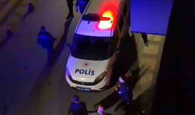 Kahvede çıkan kavgada kan aktı: 2 kişiyi silahla vurdu