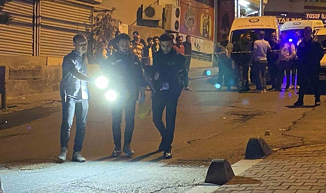 Küçükçekmece'de silahlar patladı 2 yaralı