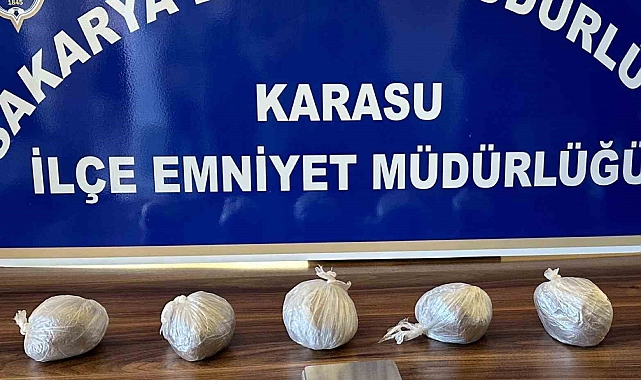 Ormanlık Alanda Gömülü Bir Kilo Esrar Bulundu