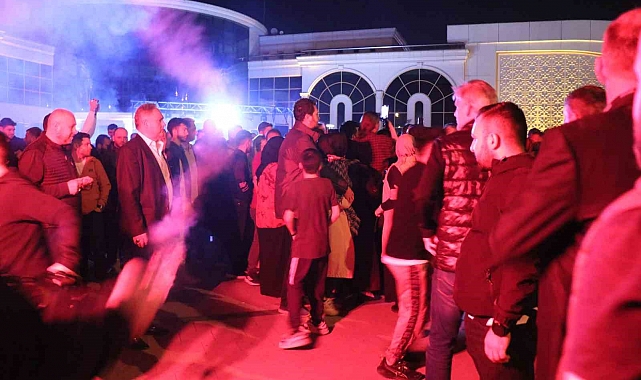 Sakarya'da 11 İlçede Belediye Başkanları Değişti: Cumhur İttifakı 7 İlçeyi Kaybetti