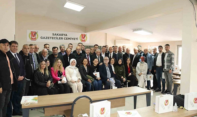 Sezai Matur Sakarya Gazeteciler Cemiyeti Başkanlığına Yeniden Seçildi