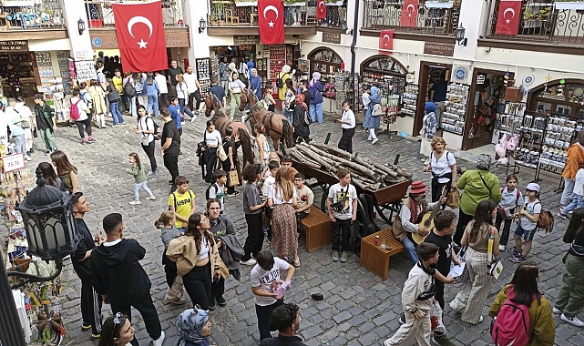SUBÜ personelleri Eskişehir'i gezisi gerçekleştirdi