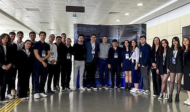 SUBÜ'nün ev sahipliği yaptığı havacılık ve uzay zirvesi, sektördeki önemli isimleri bir araya getirdi.