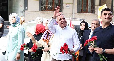 Sultangazi'deki seçmenler, Abdurrahman Dursun'u bir kez daha belediye başkanı olarak seçti