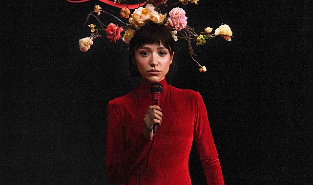 Zeynep Bastık Muud ve dünya listelerinde zirvede koşuyor
