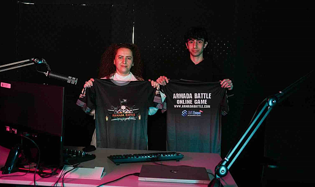 Anne ve Oğul, Armada Battle İsimli Online Oyunu 72 Saat Boyunca Aralıksız Oynadı