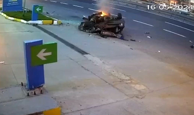 Büyükçekmece'deki Araç Yangını Olayına Ait Yeni Görüntüler Ortaya Çıktı