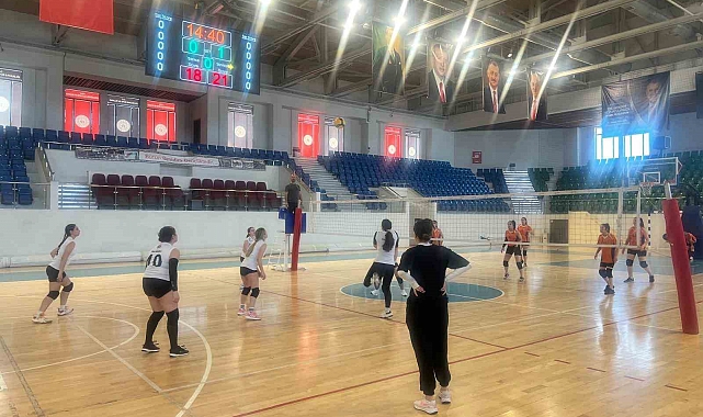 Darıca'da Gençlik Heyecanı: 19 Mayıs Turnuvaları Başladı