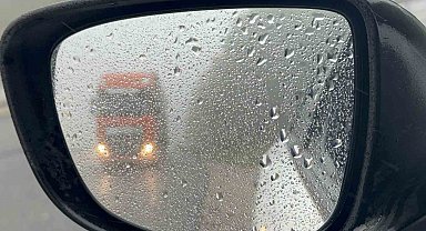 Düzce-Zonguldak Yolunda Görülen Yoğun Sis Trafikte Dikkat Çekiyor