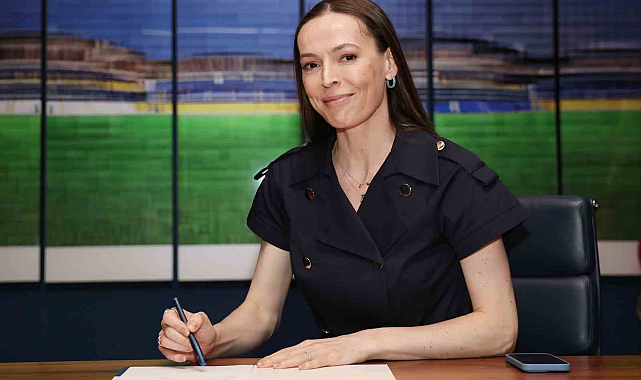 Fenerbahçe, Eda Erdem ile 2 yıllık yeni sözleşmeye imzaattı