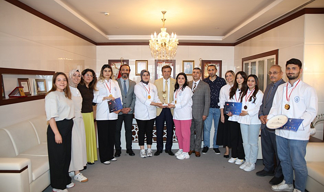 Gastro Bodrum'da 12 Ülkeden Öğrenciler Yarıştı
