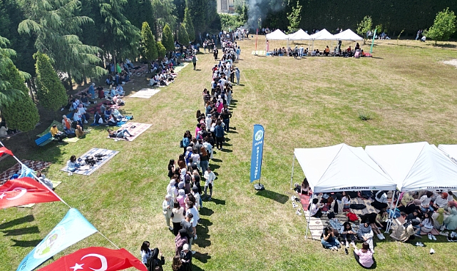 Gençlerle Her Zaman Bir Aradayız