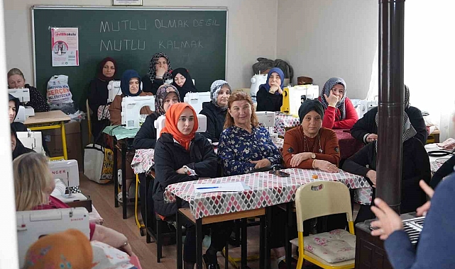 Okulu Bitirenler Evliliğe Adım Atıyor