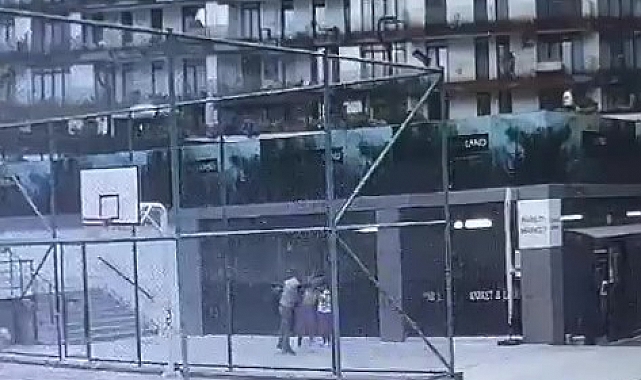 Pendik'te Bir Kadın, Çocuğunun Gözü Önünde Tekme ve Yumruklarla Saldırıya Uğradı