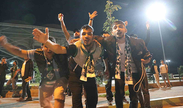 Sakarya'dan Adana'ya Play-Off Finali İçin 150 Otobüs Yola Çıktı