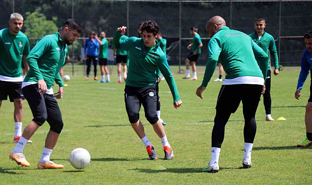 Sakaryaspor play-off final maçı hazırlıklarını hız kesmeden sürdürüyor