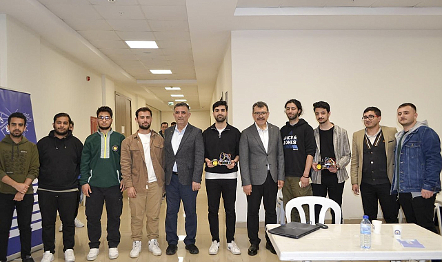 SUBÜ robot olimpiyatlarından derecelerle döndü sakarya'ya