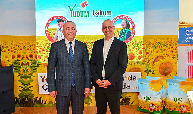 Türk Tarımına Yüzde 100 Yerli Ayçiçek Tohumu Sunuldu