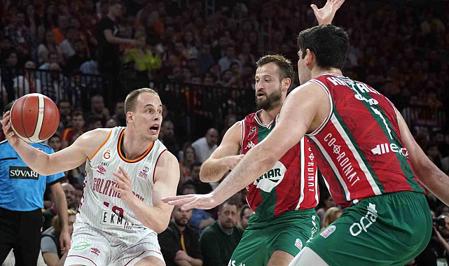 Türkiye Sigorta Basketbol Süper Ligi: Karşılaşması Galatasaray: 90 - P. Karşıyaka: 87