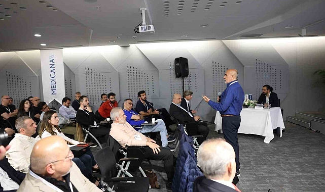 Türkiye'nin Her Yerinden Beyin ve Sinir Cerrahları İstanbul'da Toplandı