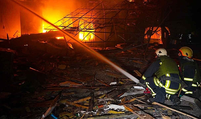 Ukrayna'ya Rusya'dan Füze Saldırısı: 14 Yaralı
