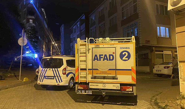 Fatih'te Tarihi Yapının İstinat Duvarı Çöktü