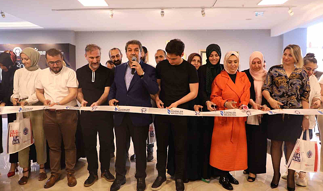 Geleneksel Sanatlar ve El Sanatları Yıl Sonu Karma Sergisi kapılarını sanatseverlere açtı erenler de