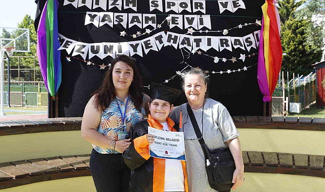 Otizm Spor ve Yaşam Evi'nden İlk Mezunlar