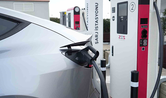 Türkiye'de Elektrikli Otomobil Sayısı Son 2 Yılda 7 Kat Arttı