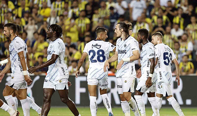 Fenerbahçe, hazırlık maçında Hull City'i farklı yendi