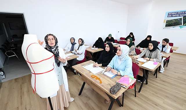 Sultangazi Belediyesi Sanat ve Mesleki Eğitim Kursları yaz aylarında da devam ediyor