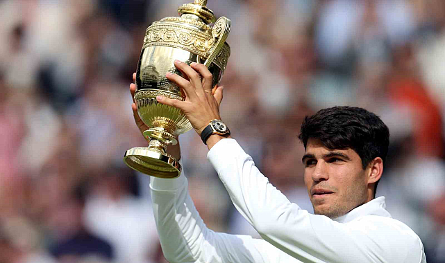 Wimbeldon'da Carlos Alcaraz üst üste ikinci kez şampiyon