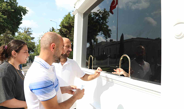 Yıldız Sarayı, ilk ziyaretçileriyle buluştu