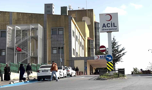 Arnavutköy'deki Yatılı Okulda 10 Öğrenci ve 4 Öğretmen Zehirlendi
