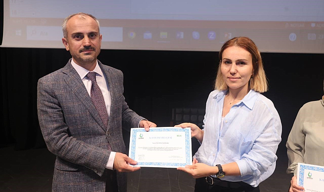Çayırova Belediyesi'nden Öğretmenlere Vizyoner Eğitim!