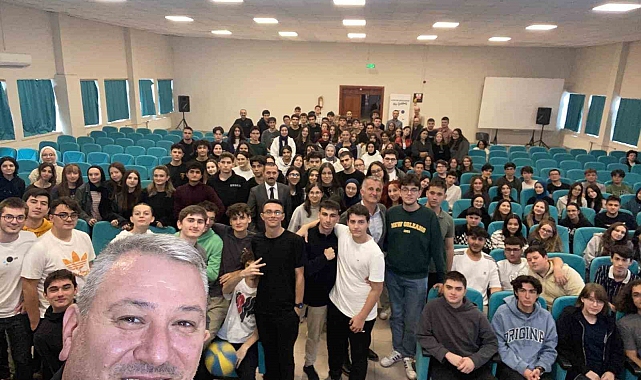 Sakarya Anadolu Lisesi'nde Kariyer Günleri Programı Düzenlendi
