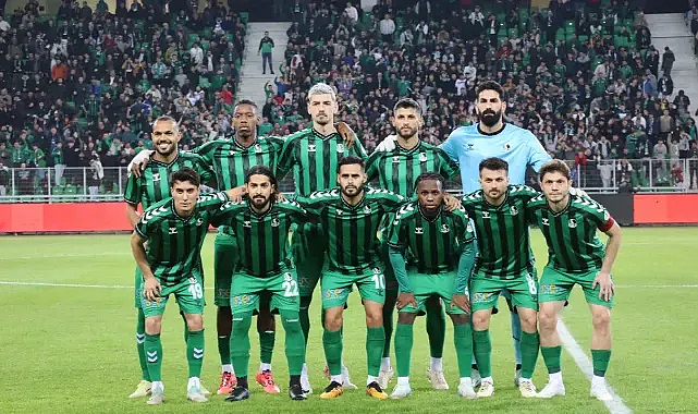 Sakaryaspor, İstanbulspor'u 3-1'le Geçti!