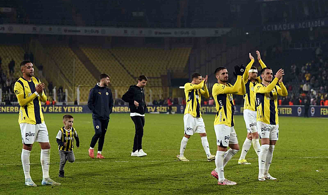 Trendyol Süper Lig: Fenerbahçe: 3 - Başakşehir: 1