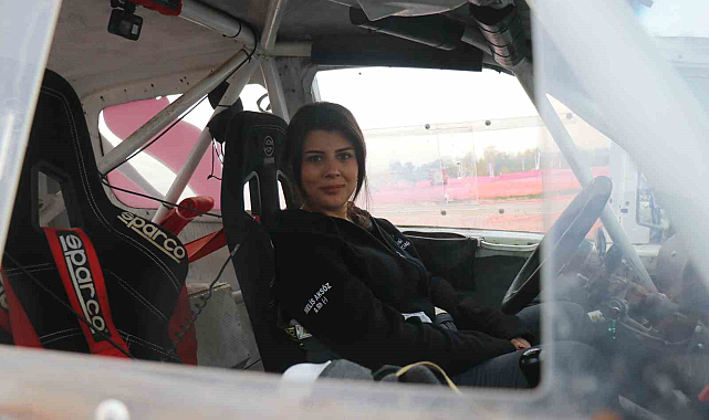 Türkiye'nin ilk ve tek kadın X-Trial pilotu, off-road pistlerinde tozu dumana katıyor