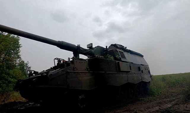 Almanya, Ukrayna’ya İlk Gelişmiş Obüsleri Teslim Etti
